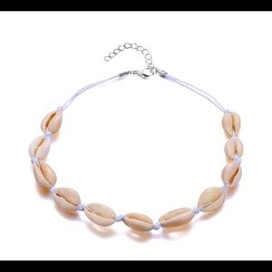 Brand new fashion necklace.